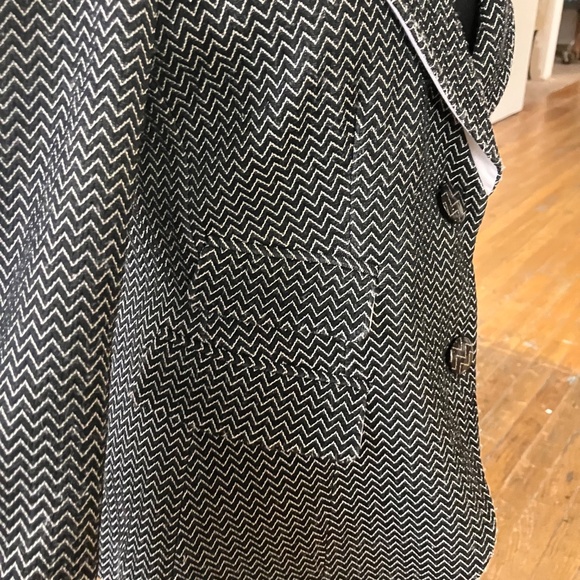 Armani Collezioni Blzck And White Chevron Suit - Picture 11 of 17